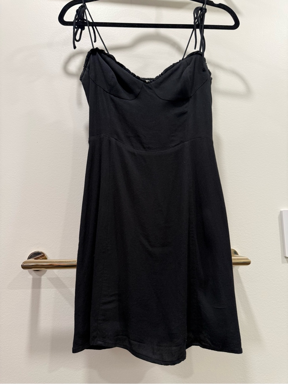 Wilfred Black Tie-Shoulder Slip Mini Dress